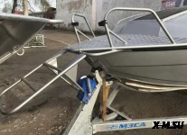 Алюминиевая моторная лодка Тактика-550 Cruise